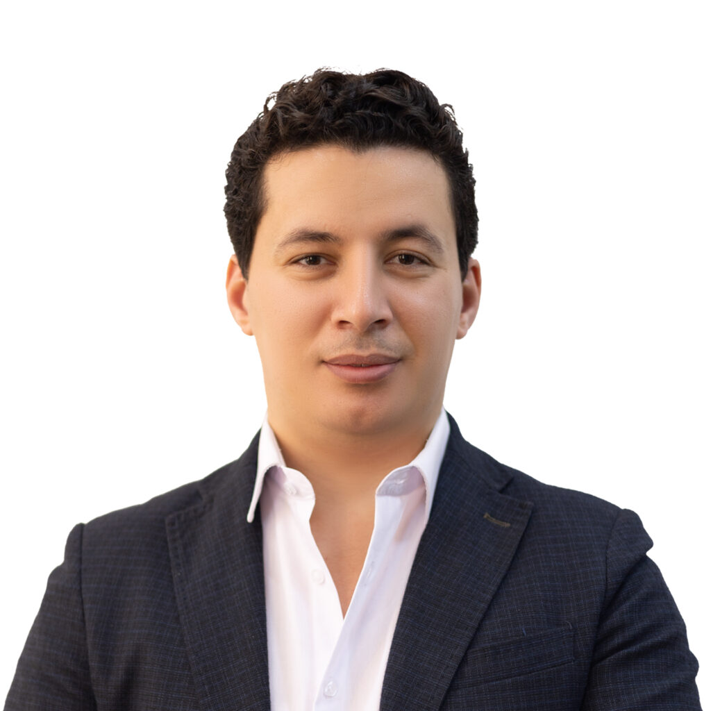 المهندس مصطفي بكساوي مدير فرع العين لظلال للاستشارات الهندسية